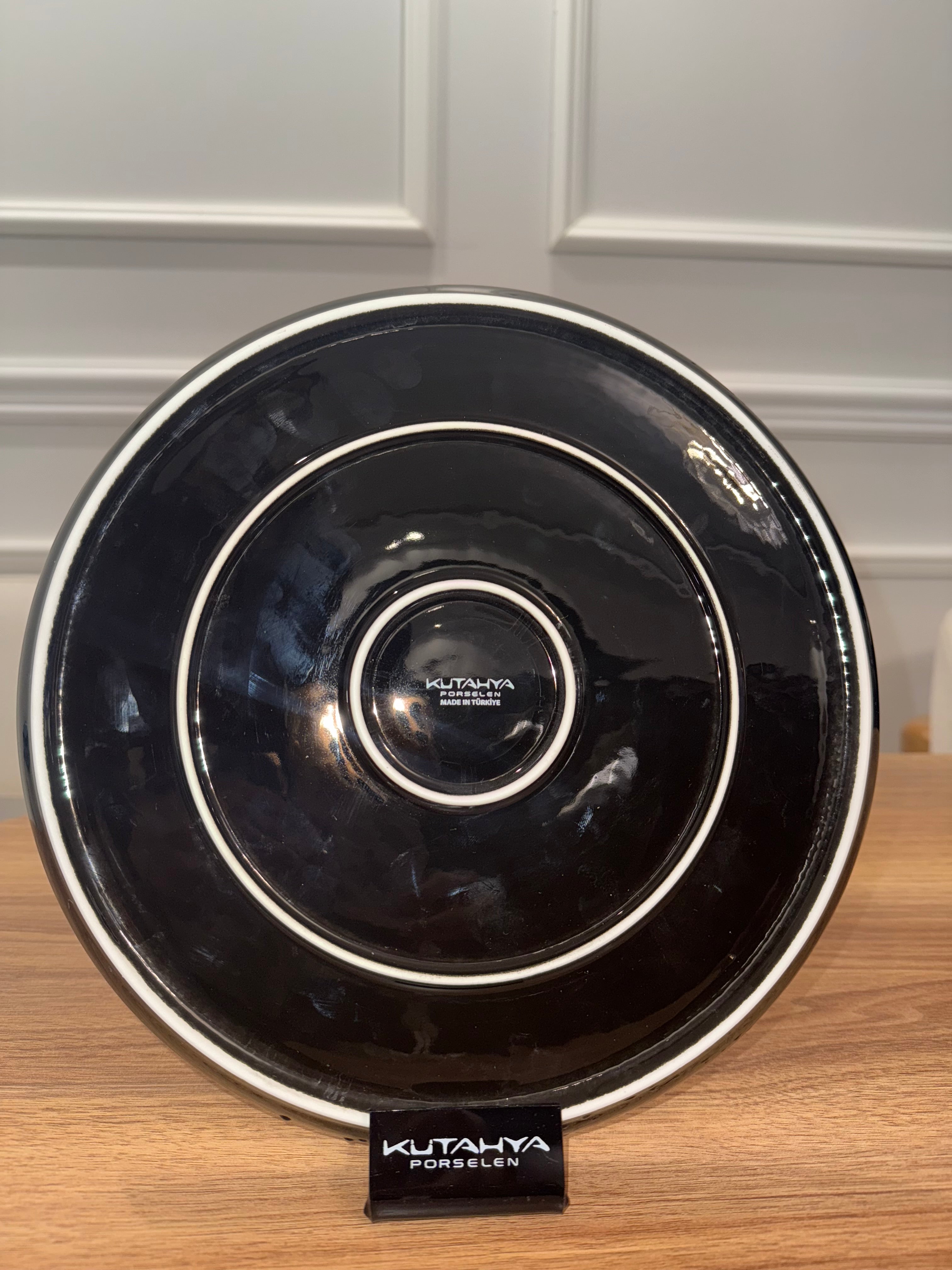 Assiette plate Magnetite