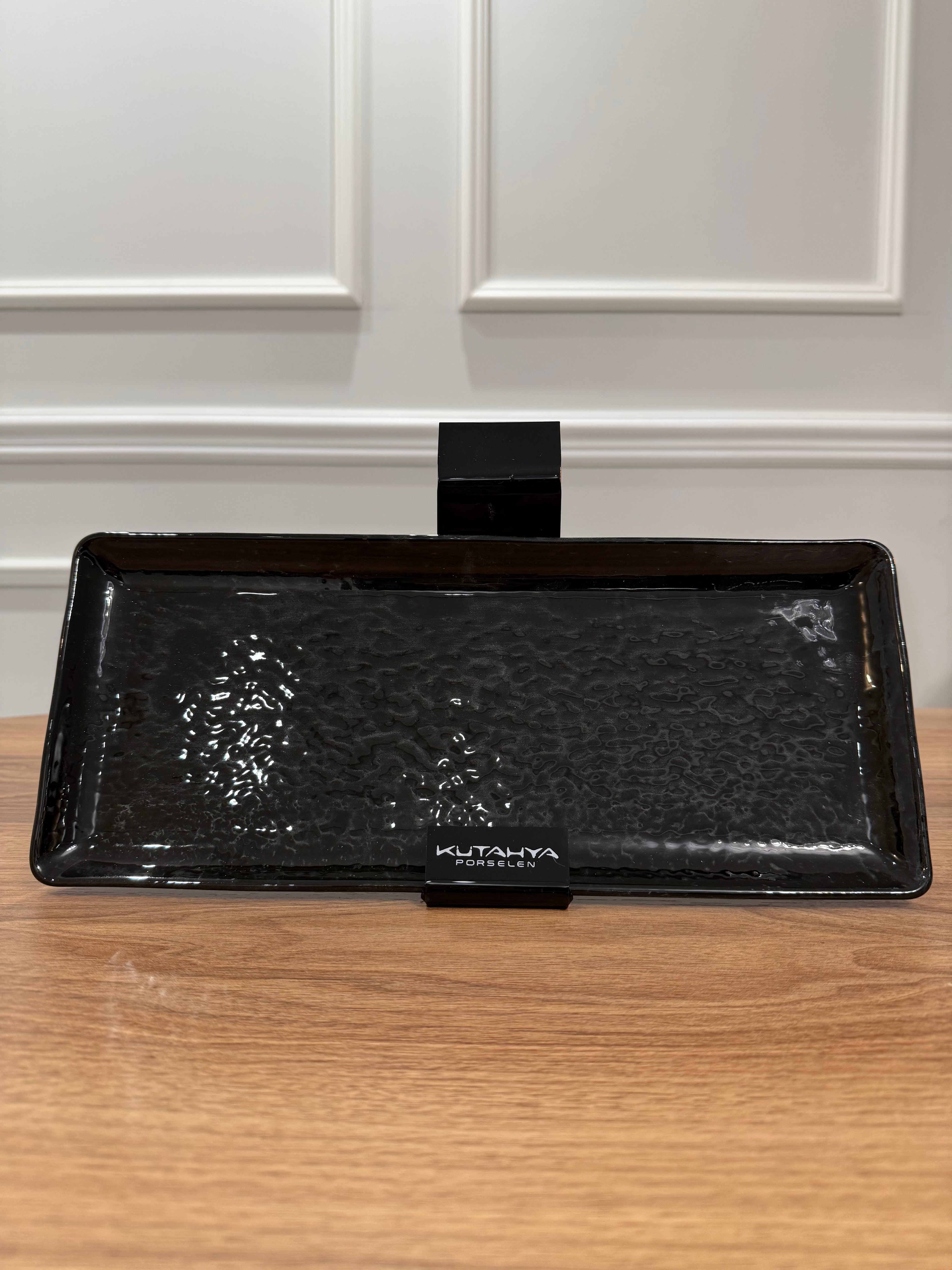 Assiette rectangulaire Magnetite