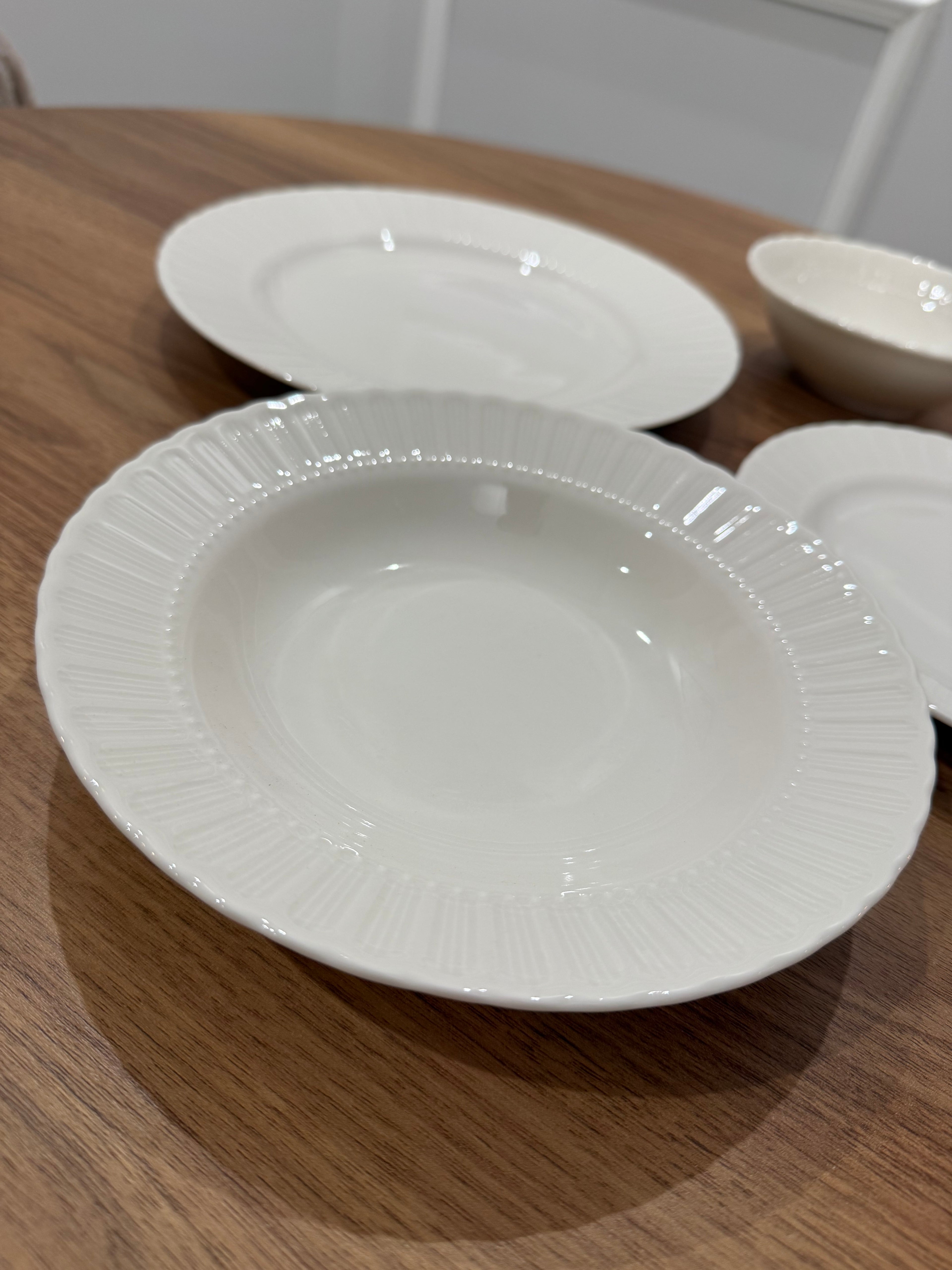 Set 24 pièces blanc